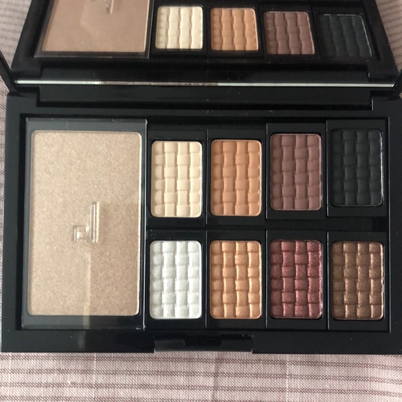 Doucce Other - New! Doucce Eyeshadow Pro Palette